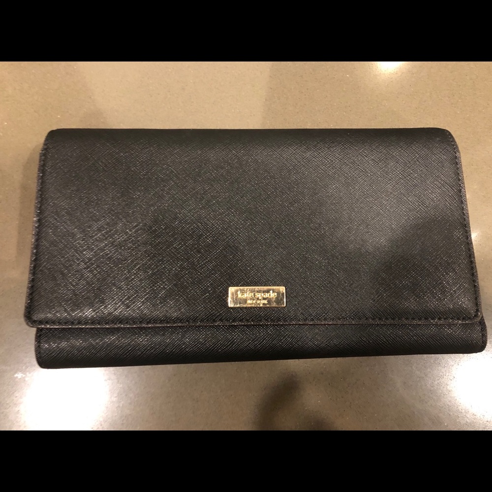 Large Kate Spade Wallet